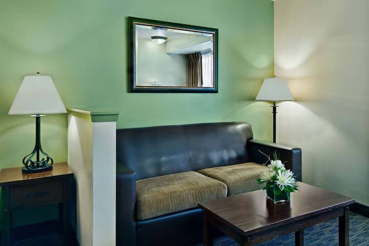 Room 12 of 31